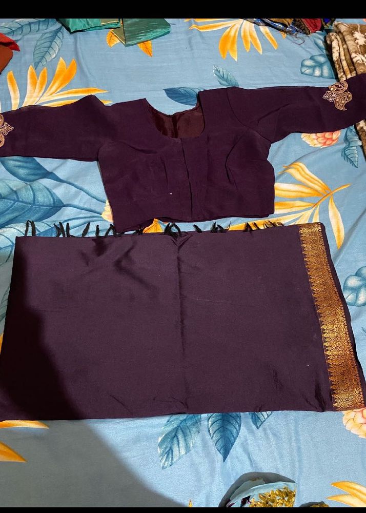 Stylish Violet Saree
