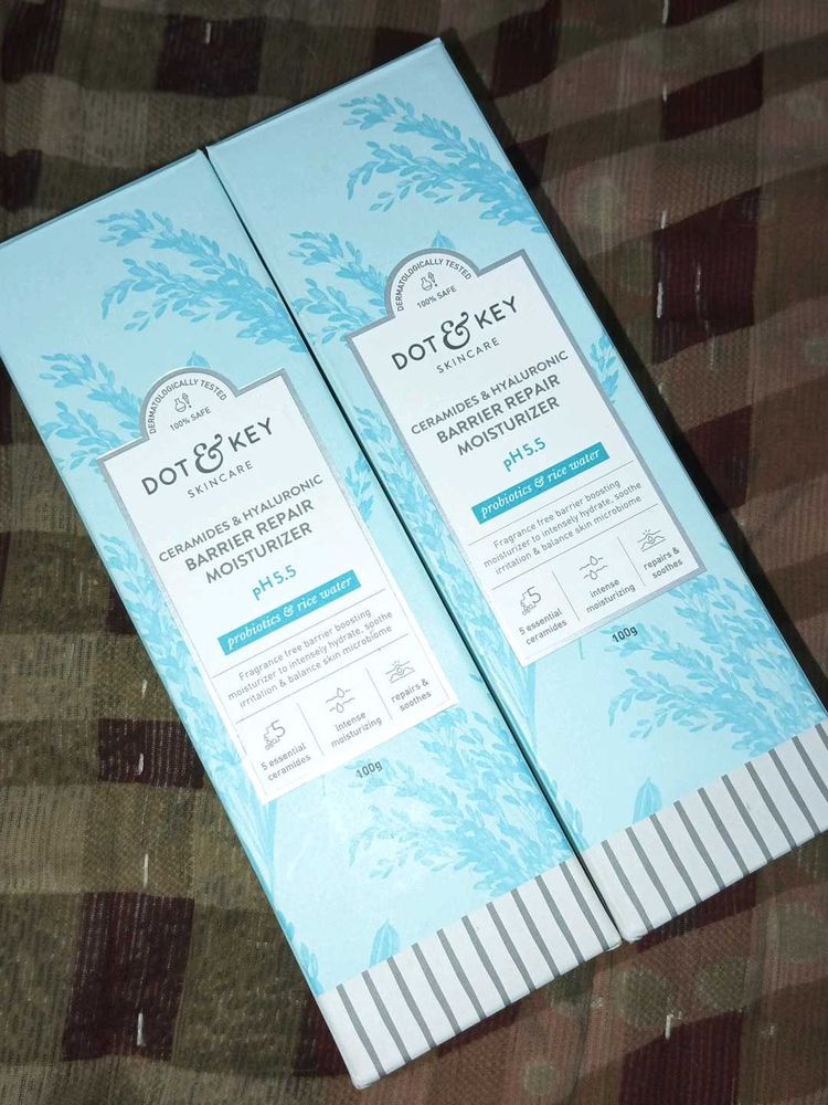 DOT &amp; KEY Barrier Repair Moisturizer🧴