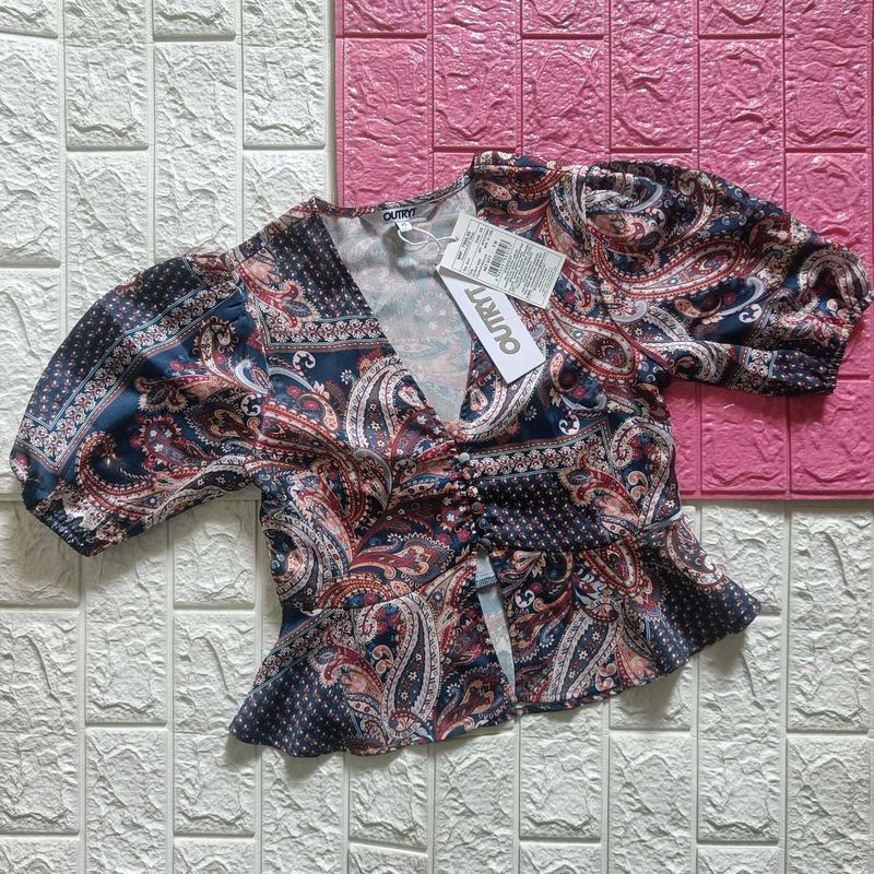 Outryt Beautiful Satin Top 🤎