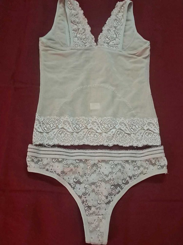 premium corset imported  strachable