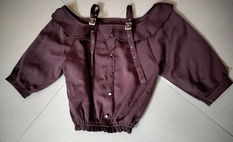 Mauve off-Shoulder Crop Top