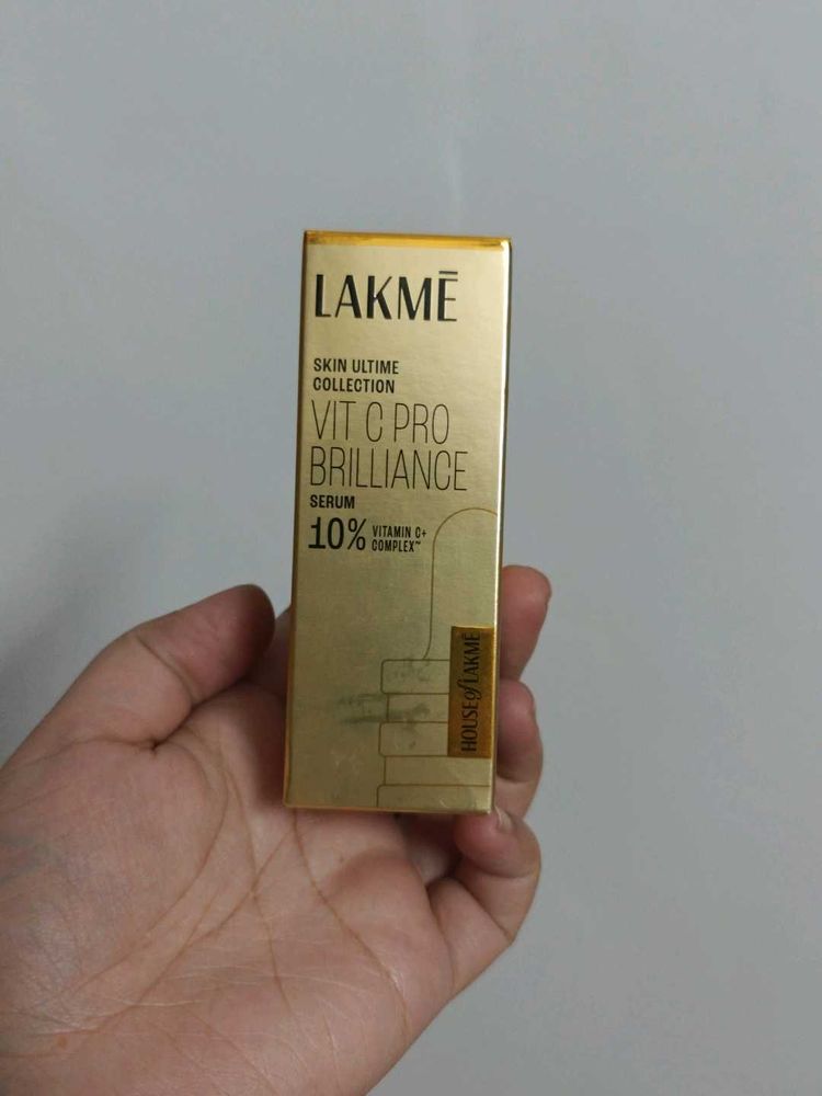 Lakme Face Serum