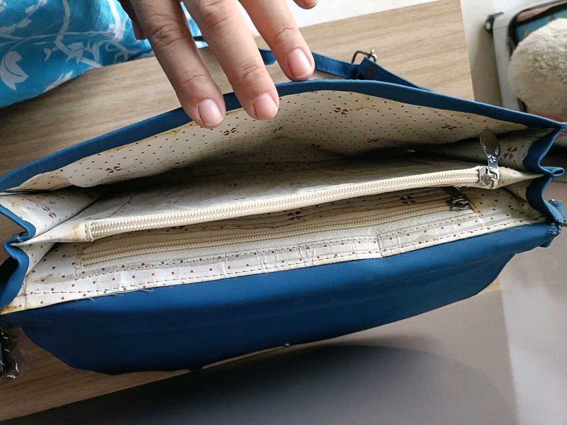 Sling Purse