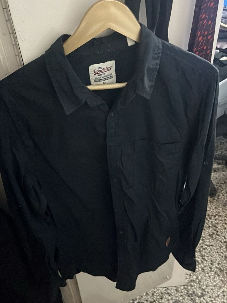 roadster black casual shirt