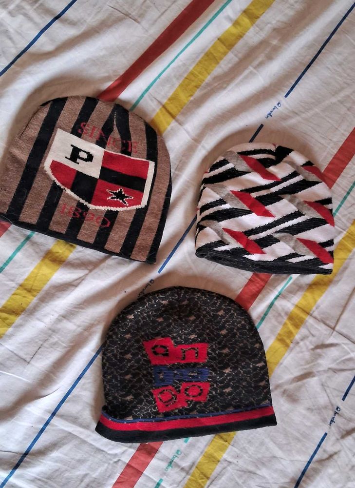 Set of 3 Knitted Beanies