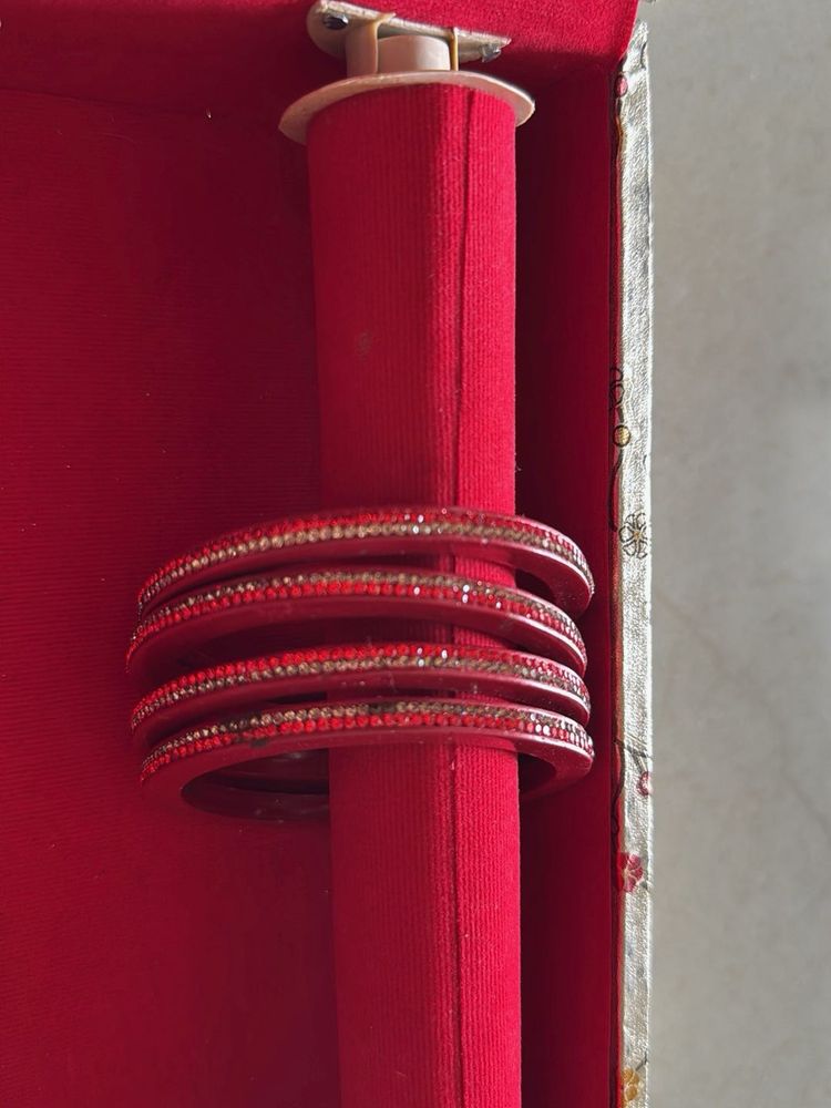 Pure Lakh Red Bangles Set 2/8