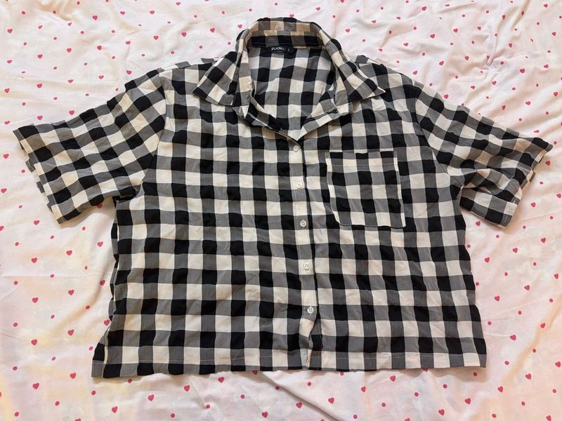 Black and White Gingham Button Up