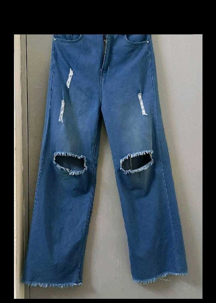 Ripped Wide Leg Jeans