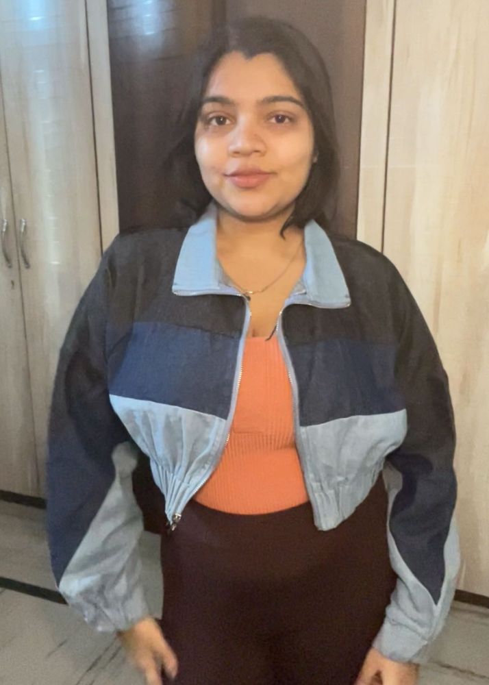Color Block Cropped Jacket for Winters