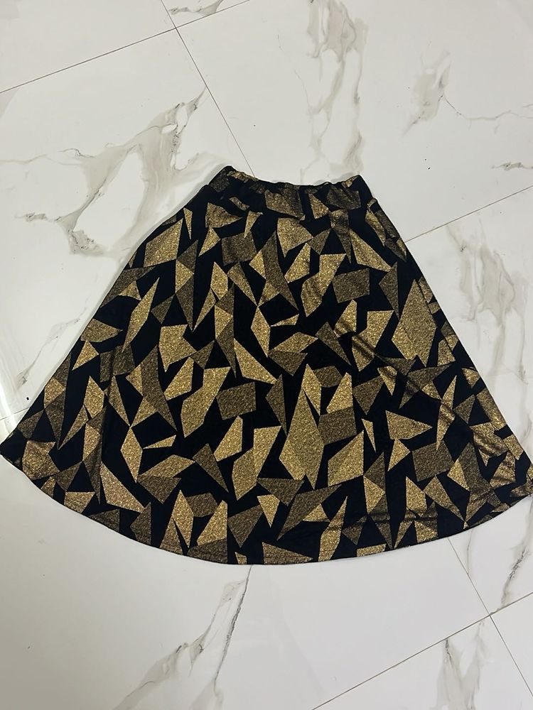 Geometric Print Skirt