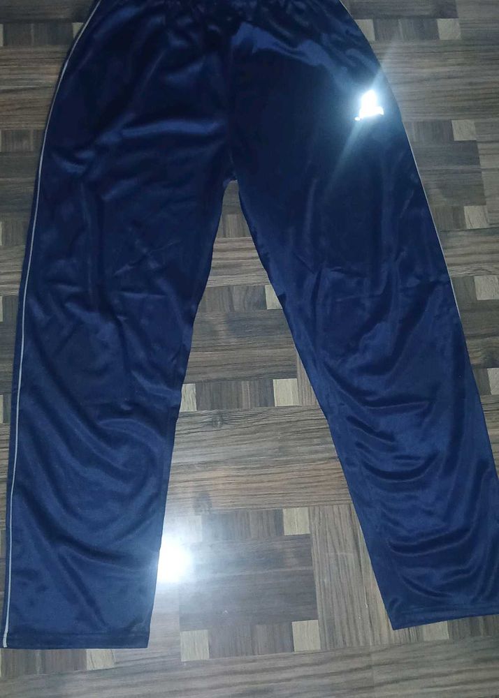 Trackpant