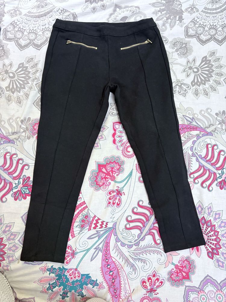 Chic Black Ankle Pants