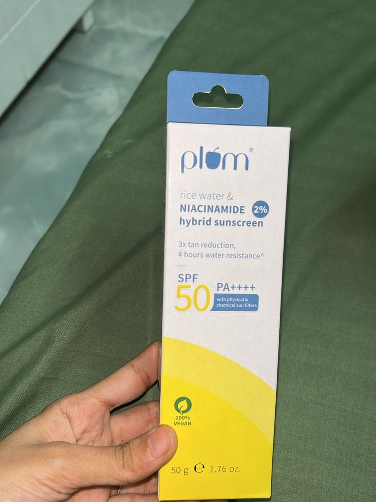 Niacinamide Hybrid Sunscreen