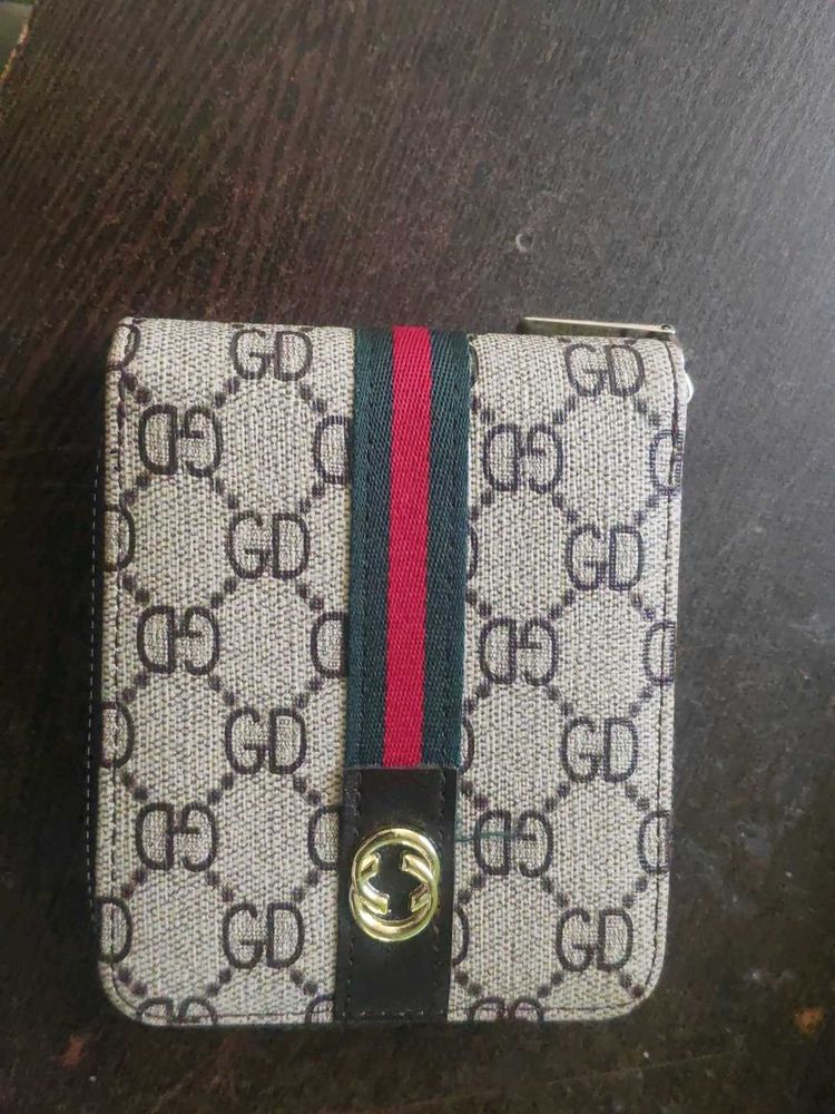 Gucci Wallet:for Men &amp; Women