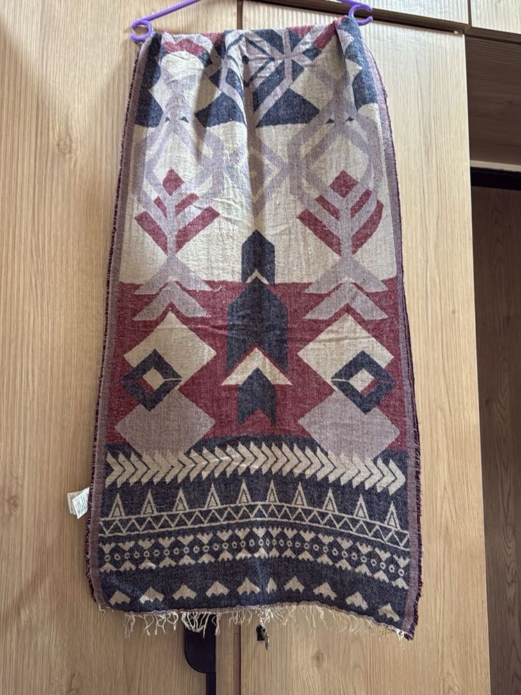 Patterned Scarf