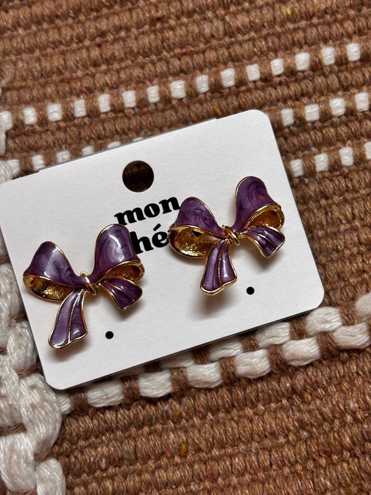 Bow Earring