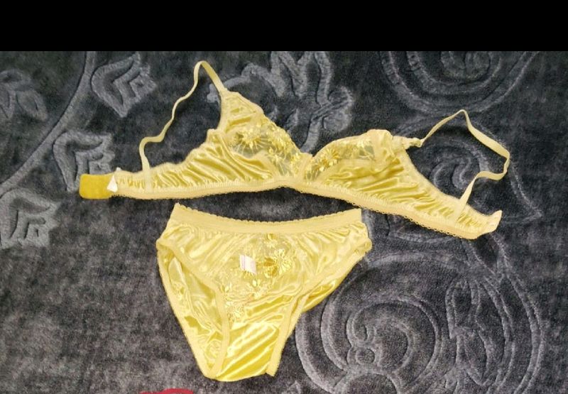 Lingerie Set
