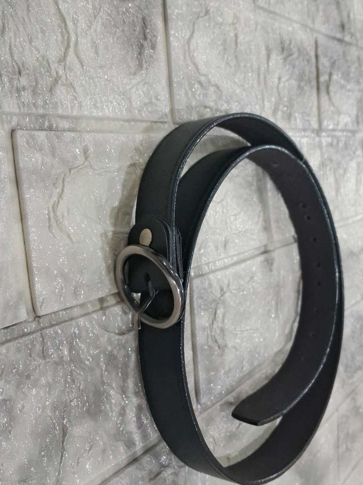 Stylish Black Belt