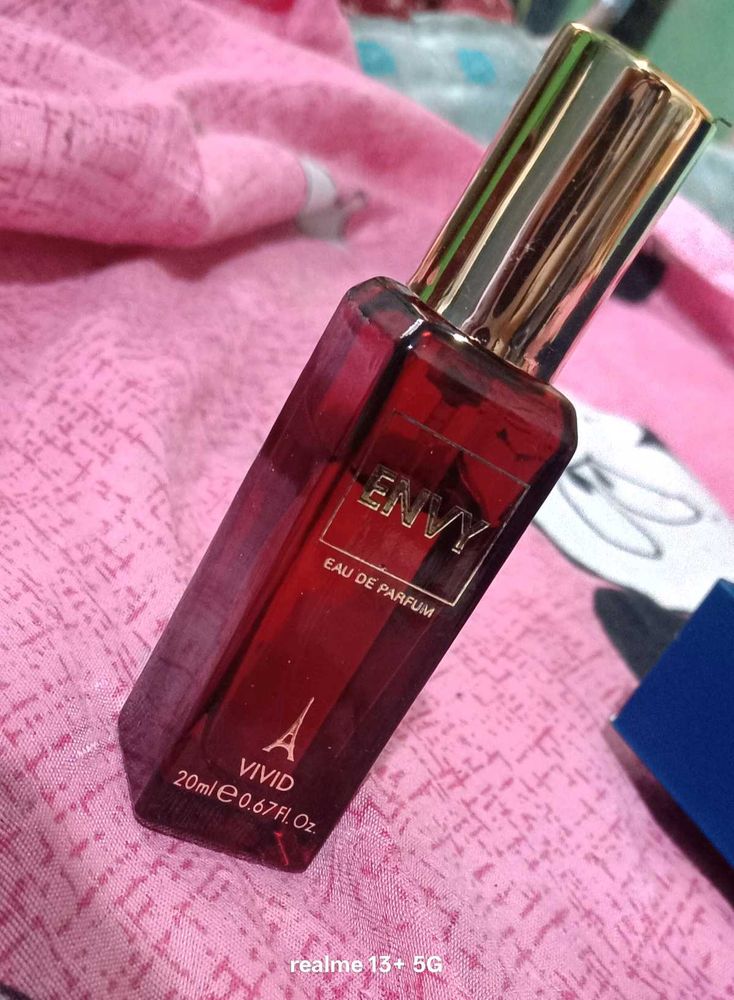 Totally New 🔥 Envy vivid 🔥Seductive Fregrence