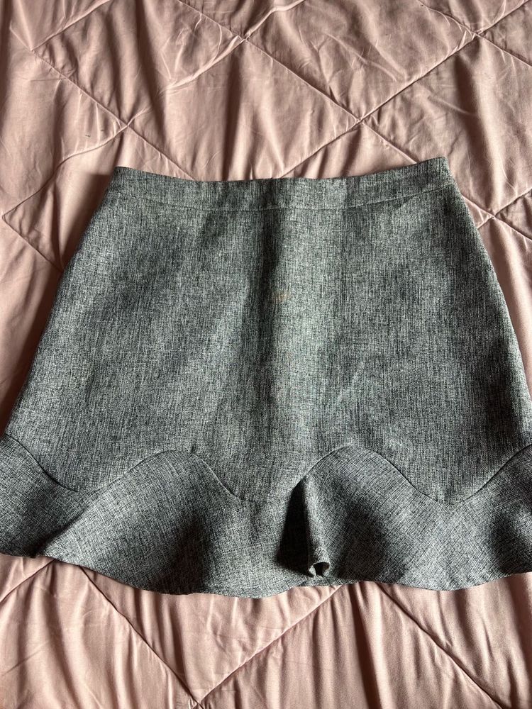 Grey Skirt 🪩
