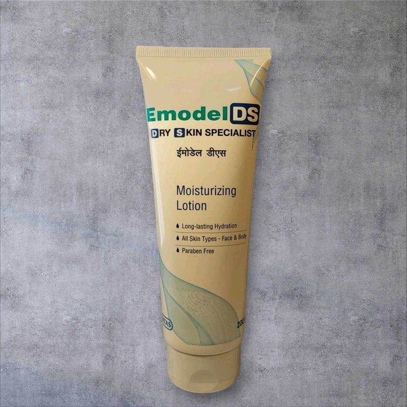 Emodel DS Moisturizing Lotion