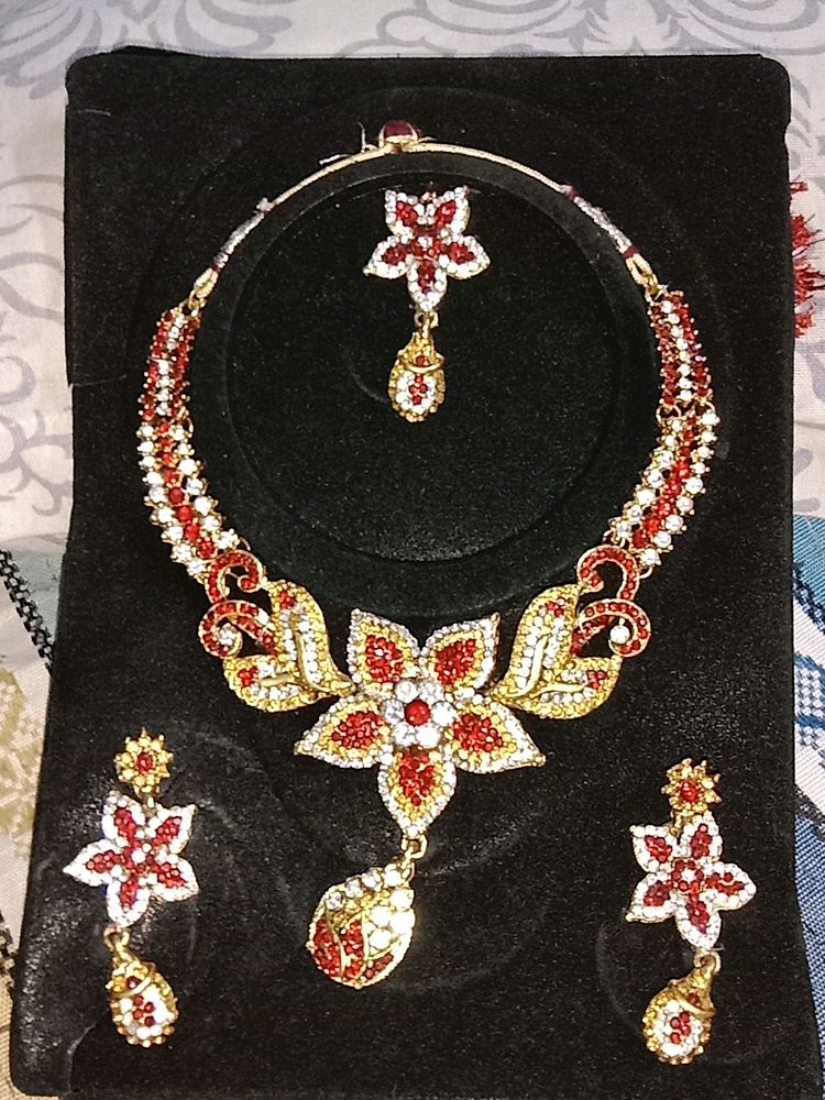 Golden Artificial Jewellery