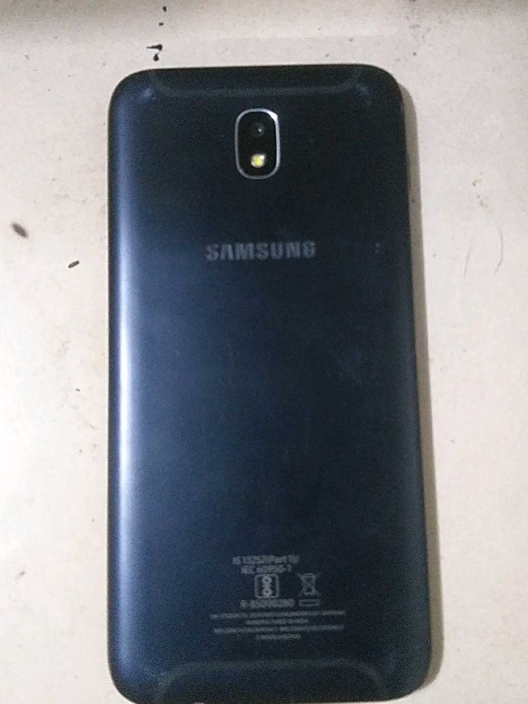 Samsung J7 Pro