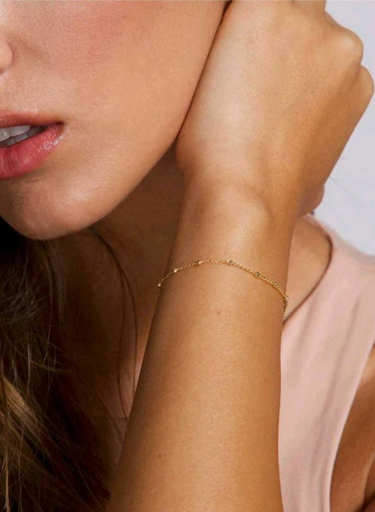 Delicate Gold Bracelet