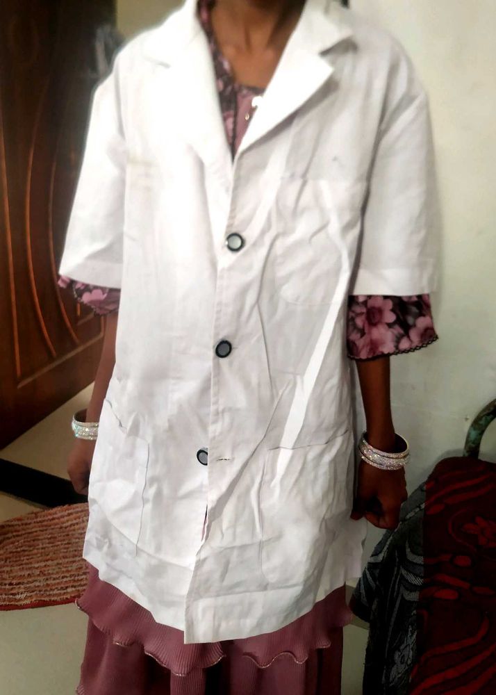 Apron For Medical College Use...