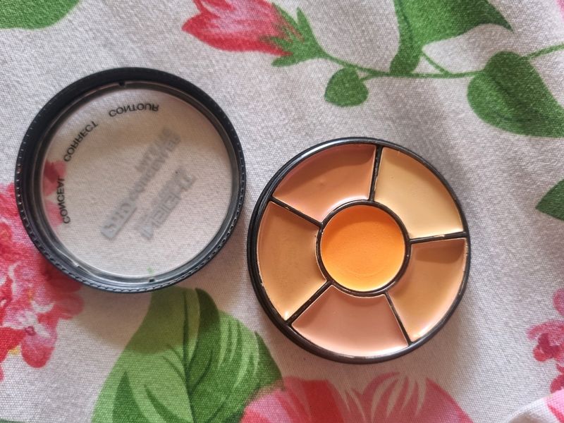 Insight Cosmetics Concealer &amp; Colour Corrector