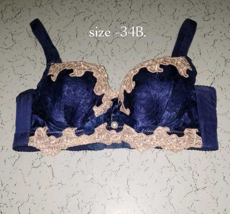 Navy &amp; Beige Lace Bra