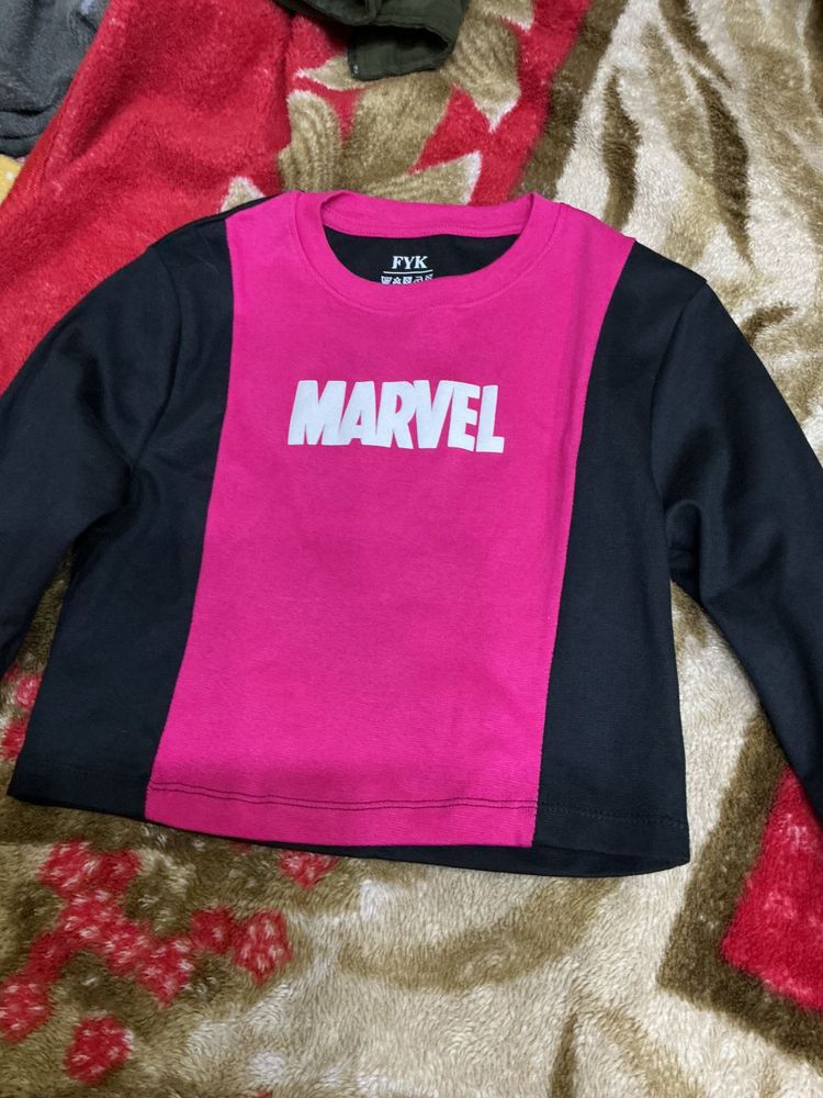 beautiful top not even used