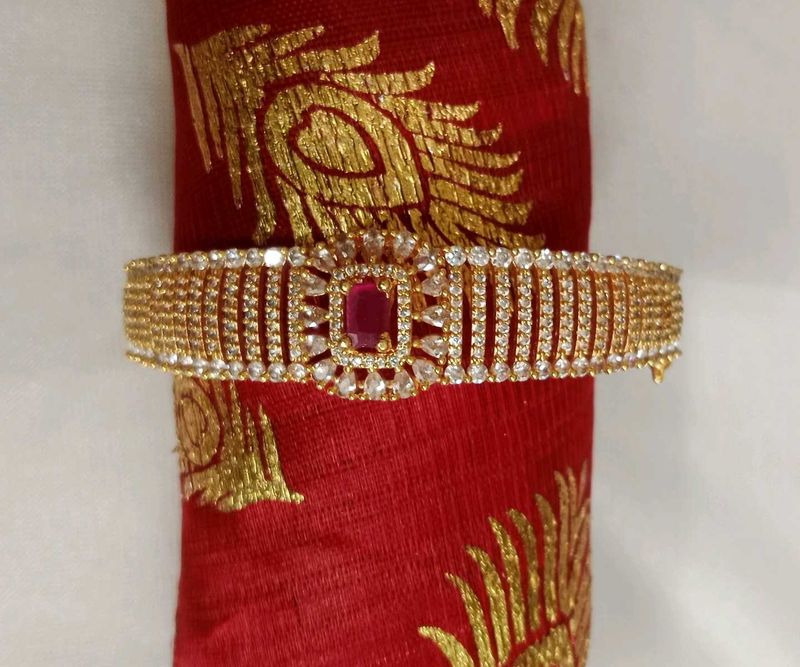 Elegant Bangle Bracelet