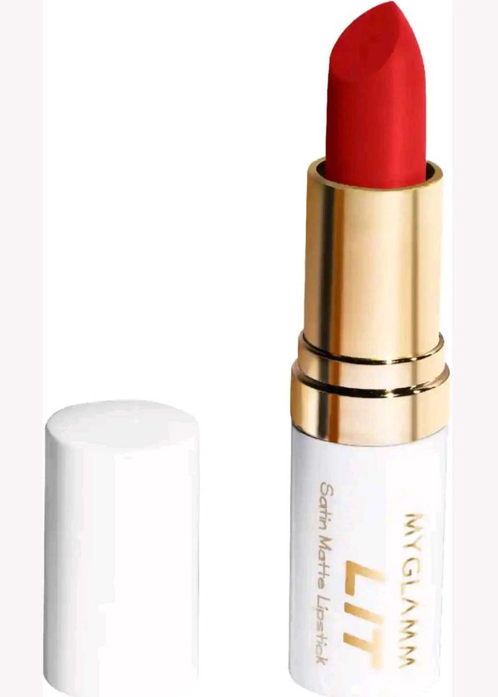 MyGlamm LIT Satin Matte Lipstick