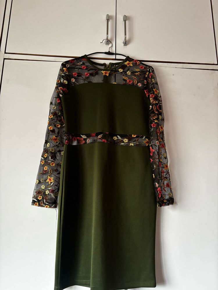 Green Embroidered Bodycon Midi Dress