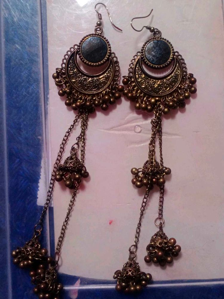 Earings