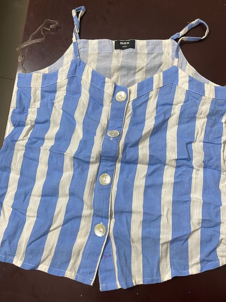 New Pretty Max Top