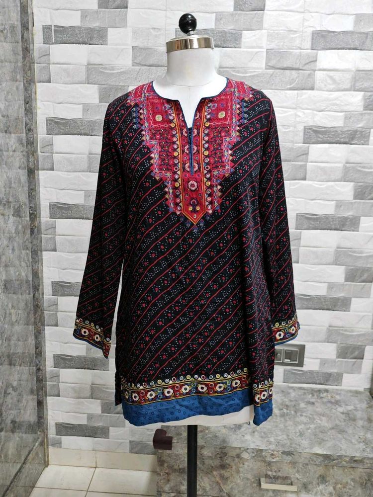 Embroidered Patterned Tunic