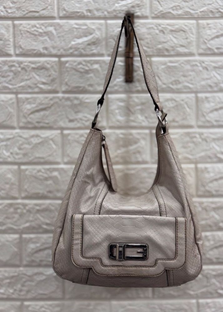 Y2K Authentic Guess Hobo Bag 💼