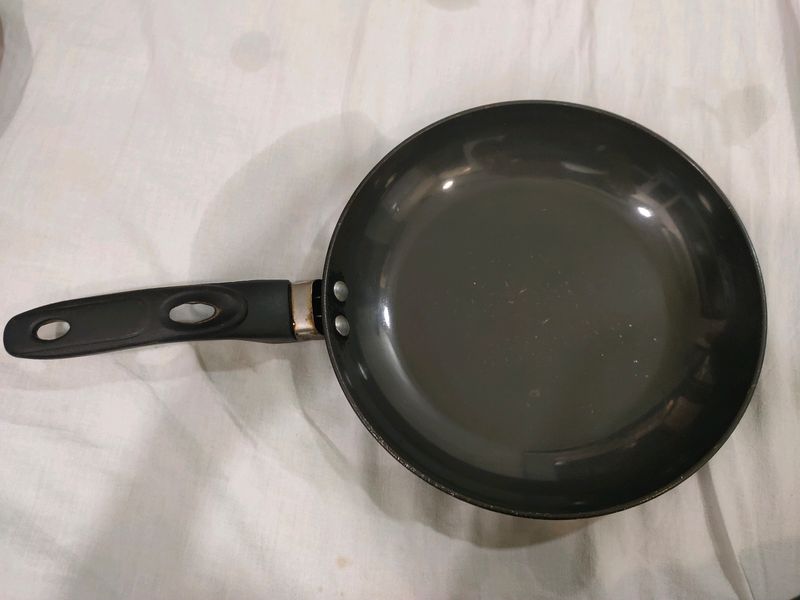 Nonstick Aluminium Pan