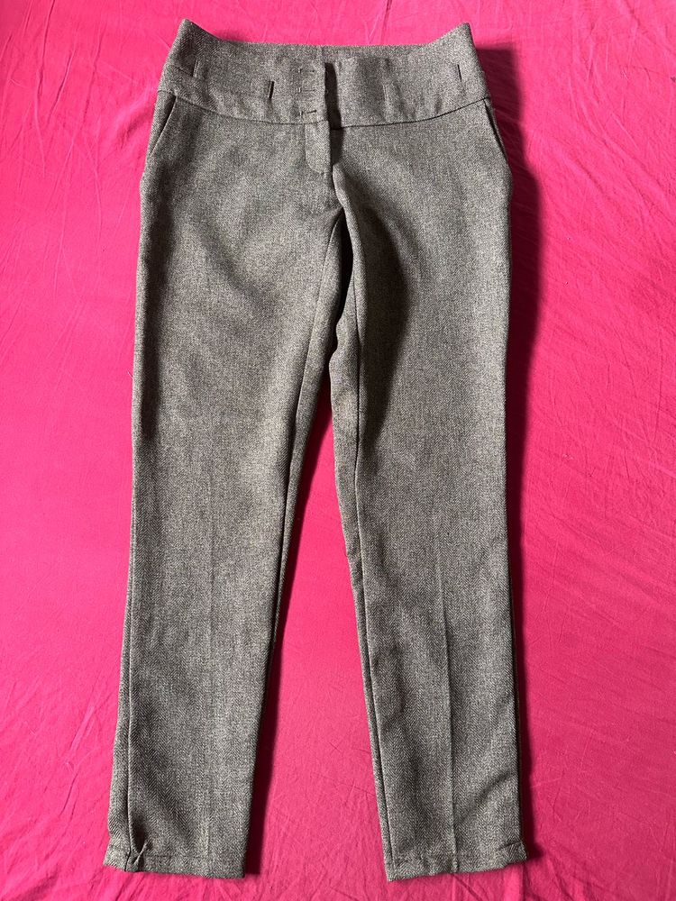 Grey Cropped Trousers