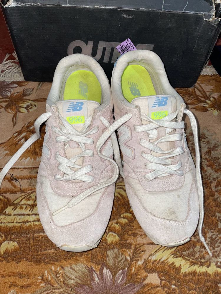 New Balance Sneakers