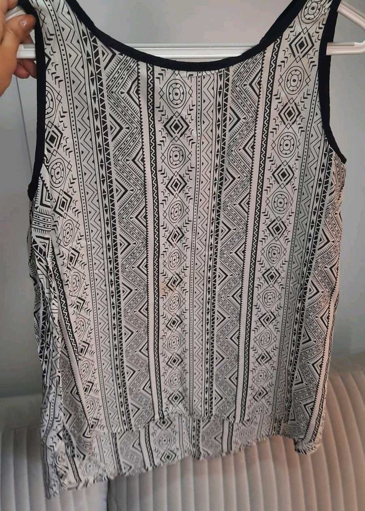 Max sleeveless Top