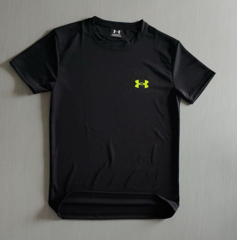 UA Dryfit tshirt
