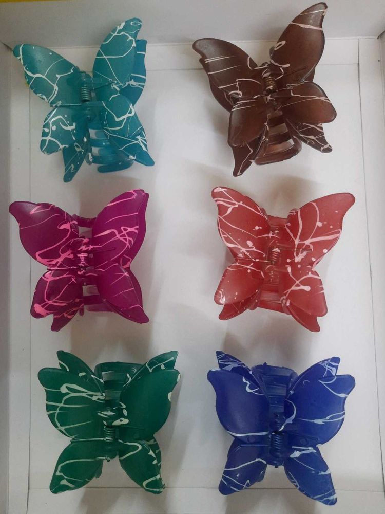 Pack Of 6 Big Butterfly 🦋 Clutcher