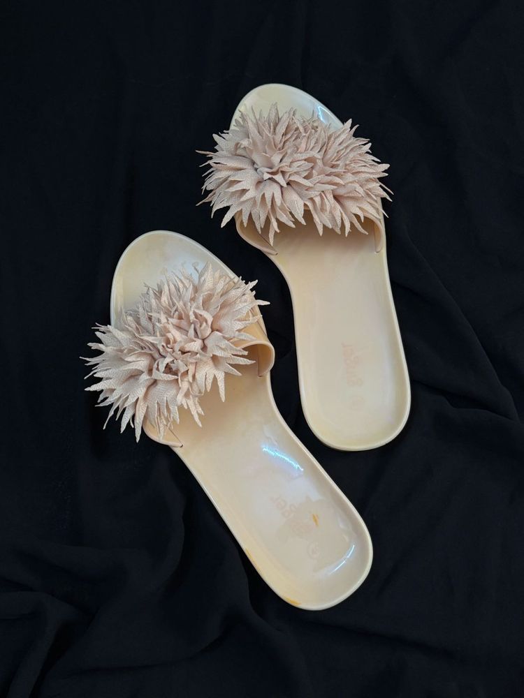 Floral Fluffy Slides