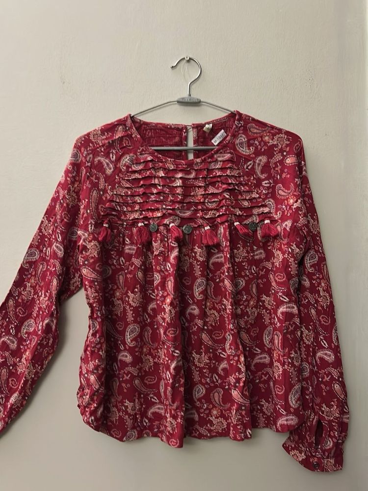 Beautiful red printed top