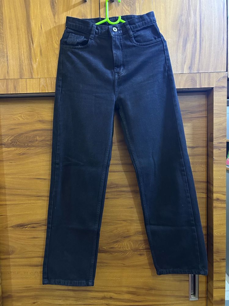 Stylish Black Denim Jeans