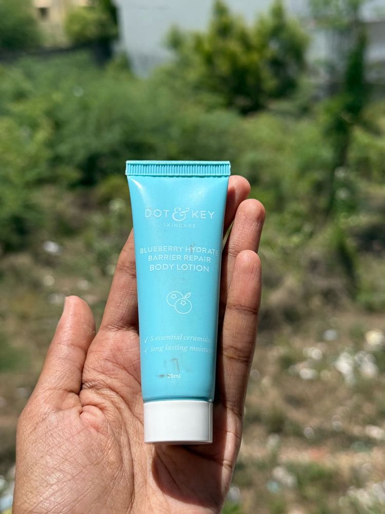 Dot &amp; Key Body Lotion