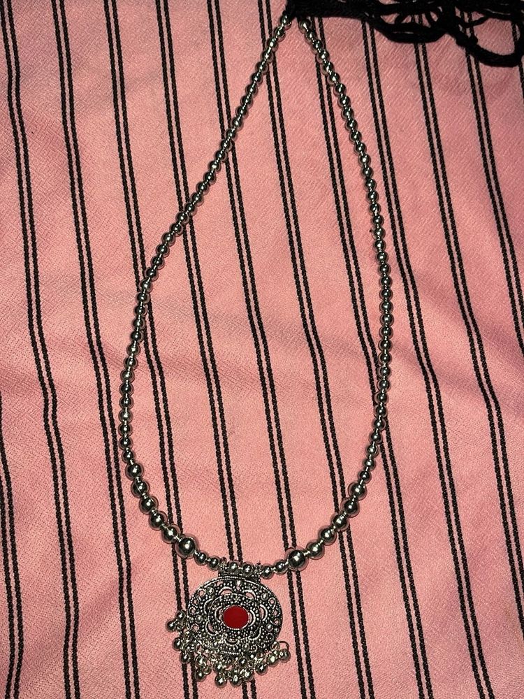 Silver Tone Beaded Necklace